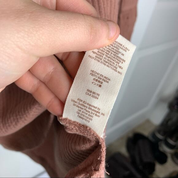 Free People Blush Pink Parisian Nights Bell Sleeve Eyelet Top Size XS - Picture 6 of 8